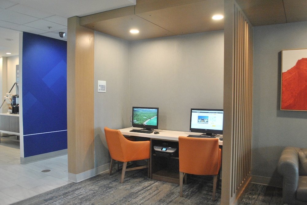 holiday inn express hotel and suites dover by ihg