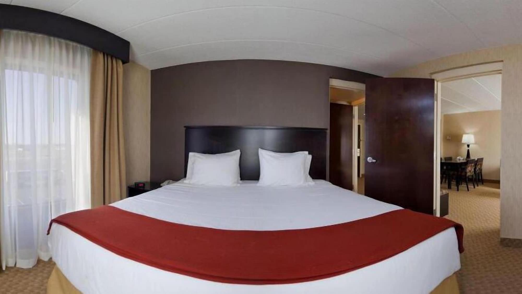 holiday inn express hotel and suites dover by ihg