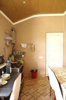 guest house elguja qushashvili