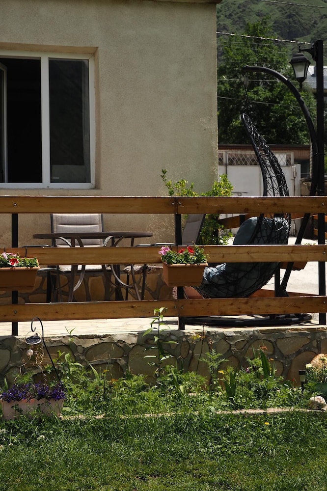 guest house elguja qushashvili