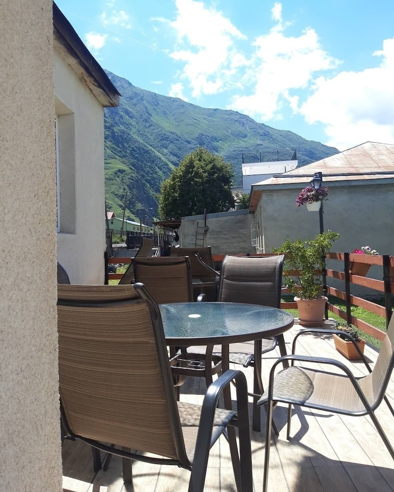 guest house elguja qushashvili