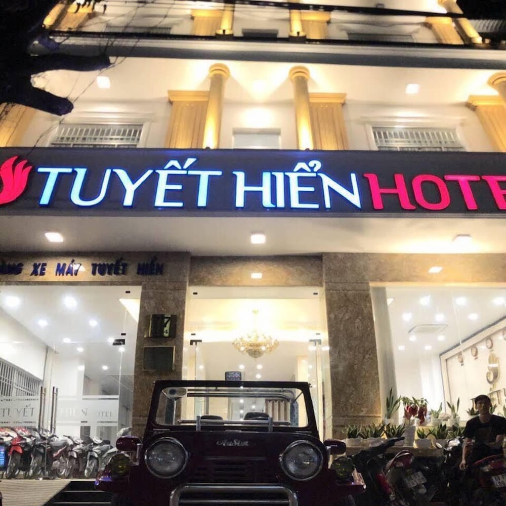 tuyet hien hotel