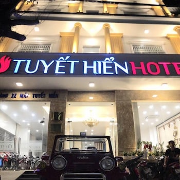 tuyet hien hotel
