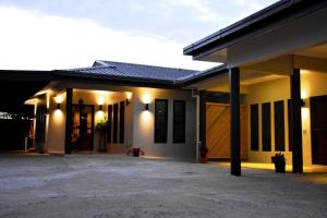 westfield homestay fiji