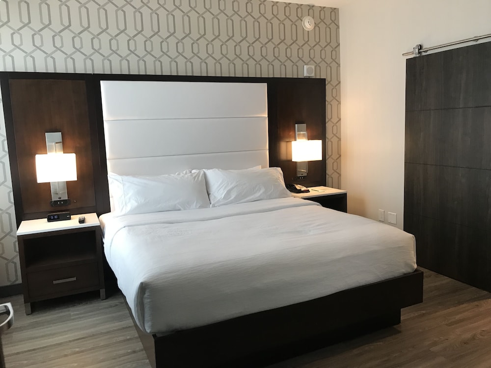 embassy suites by hilton plainfield indianapolis airport