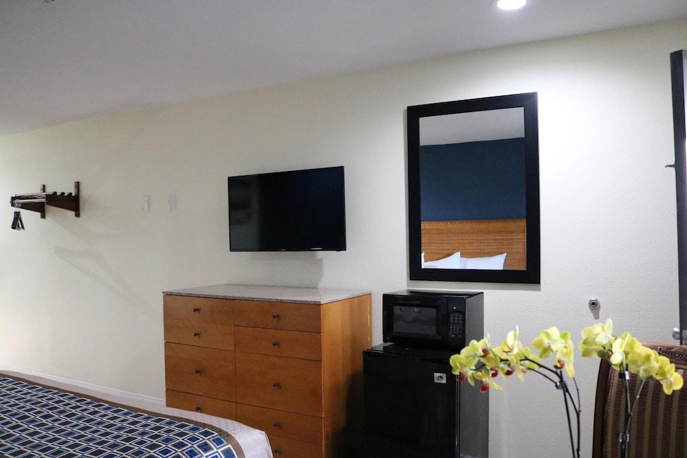 valli hi motel