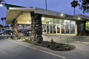 valli hi motel