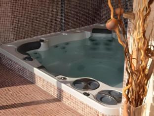 domaine de campagnac spa and sauna