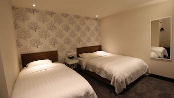 hotel puri ximen branch