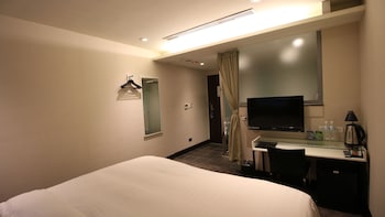 hotel puri ximen branch