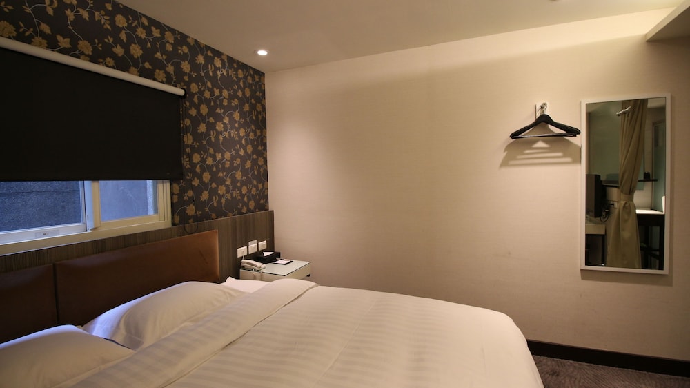 hotel puri ximen branch