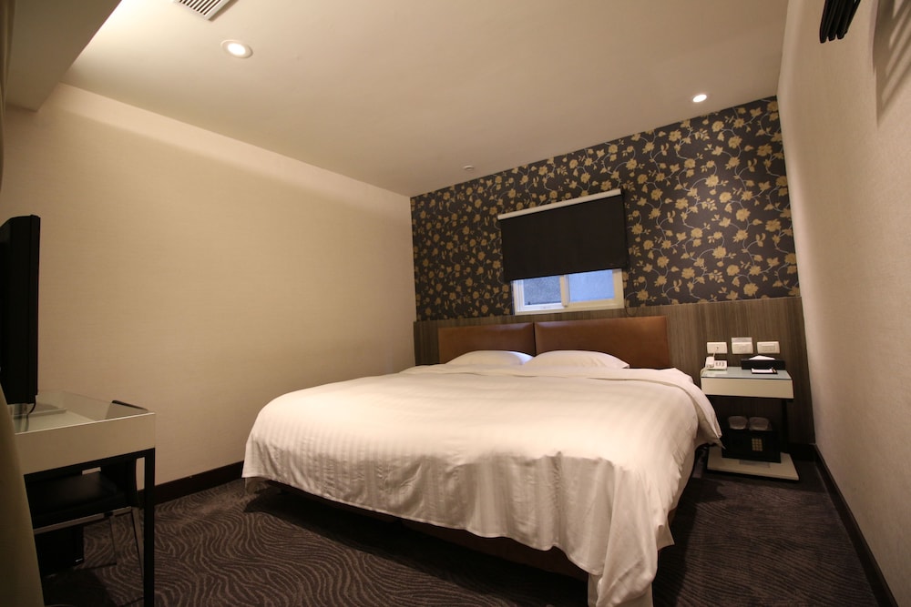 hotel puri ximen branch