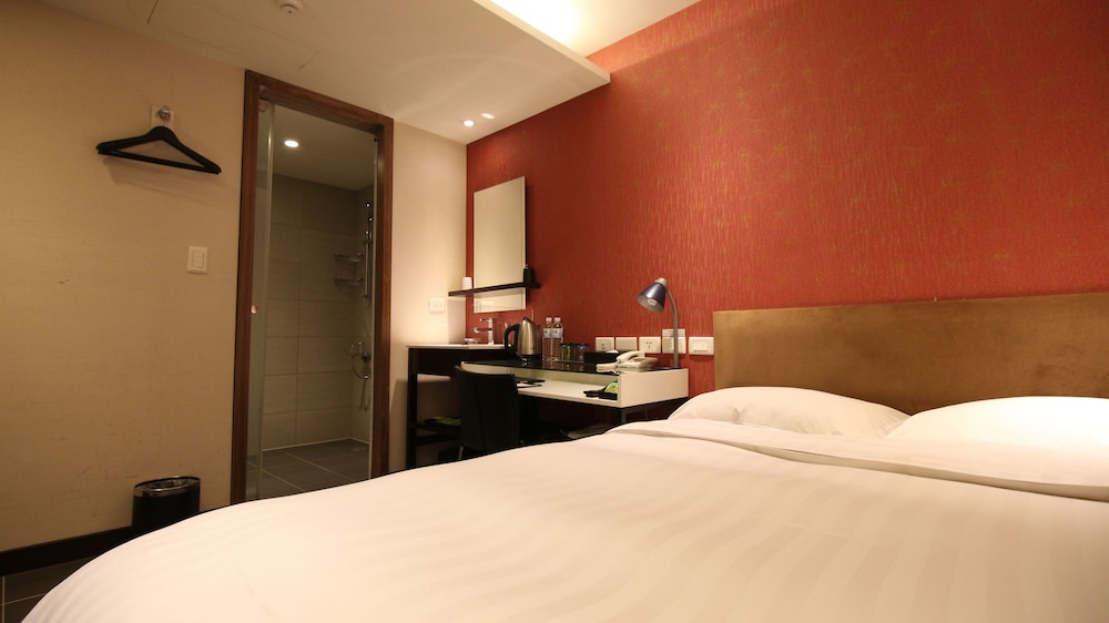 hotel puri ximen branch