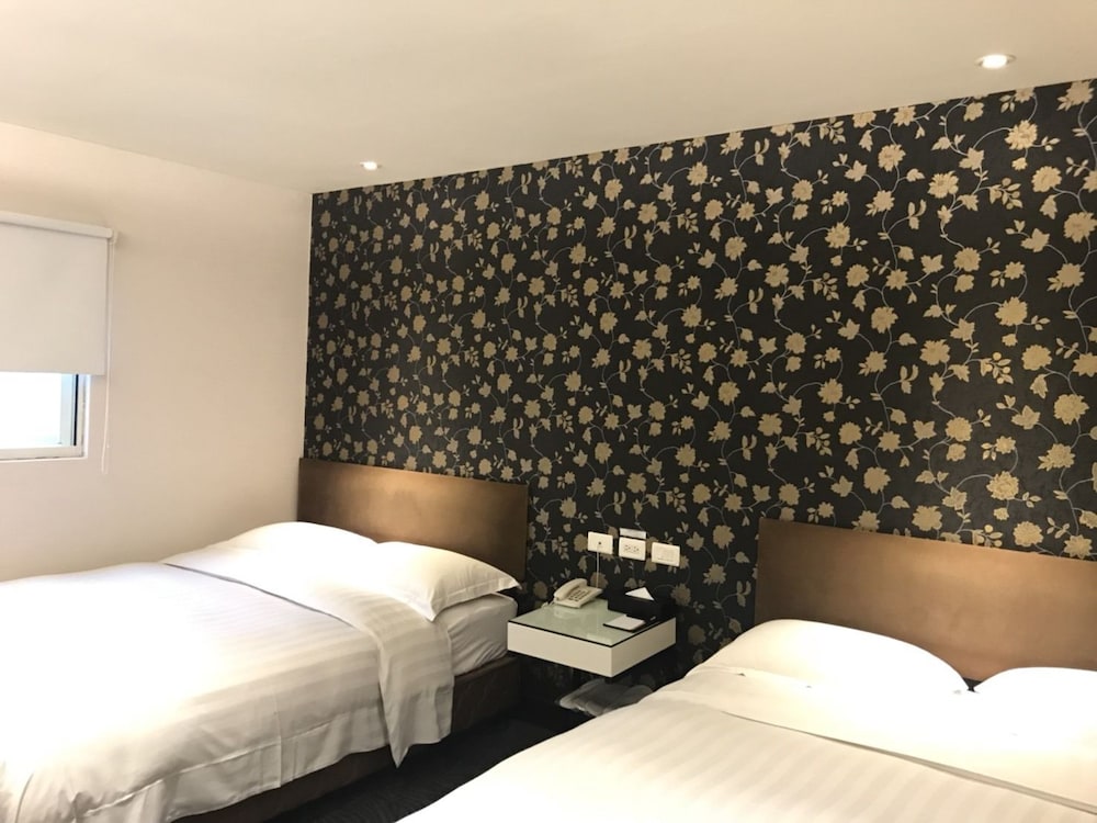 hotel puri ximen branch