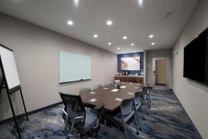 fairfield inn and suites by marriott oklahoma city el reno