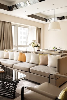 jumeirah living guangzhou residences
