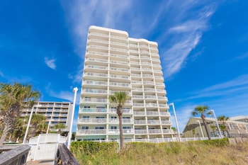 tradewinds condos by hosteeva