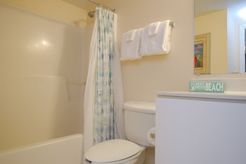 tradewinds condos by hosteeva