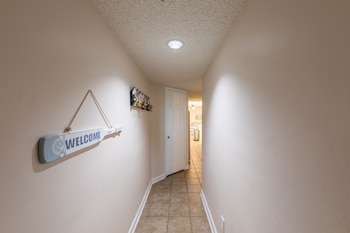 tradewinds condos by hosteeva