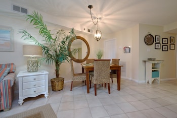 tradewinds condos by hosteeva