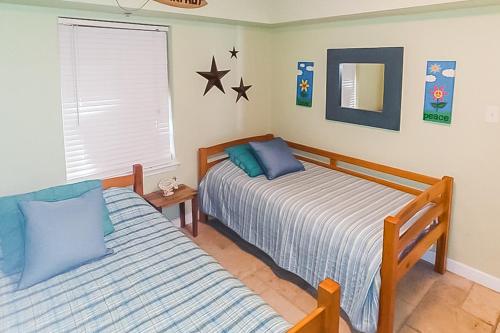 tradewinds condos by hosteeva
