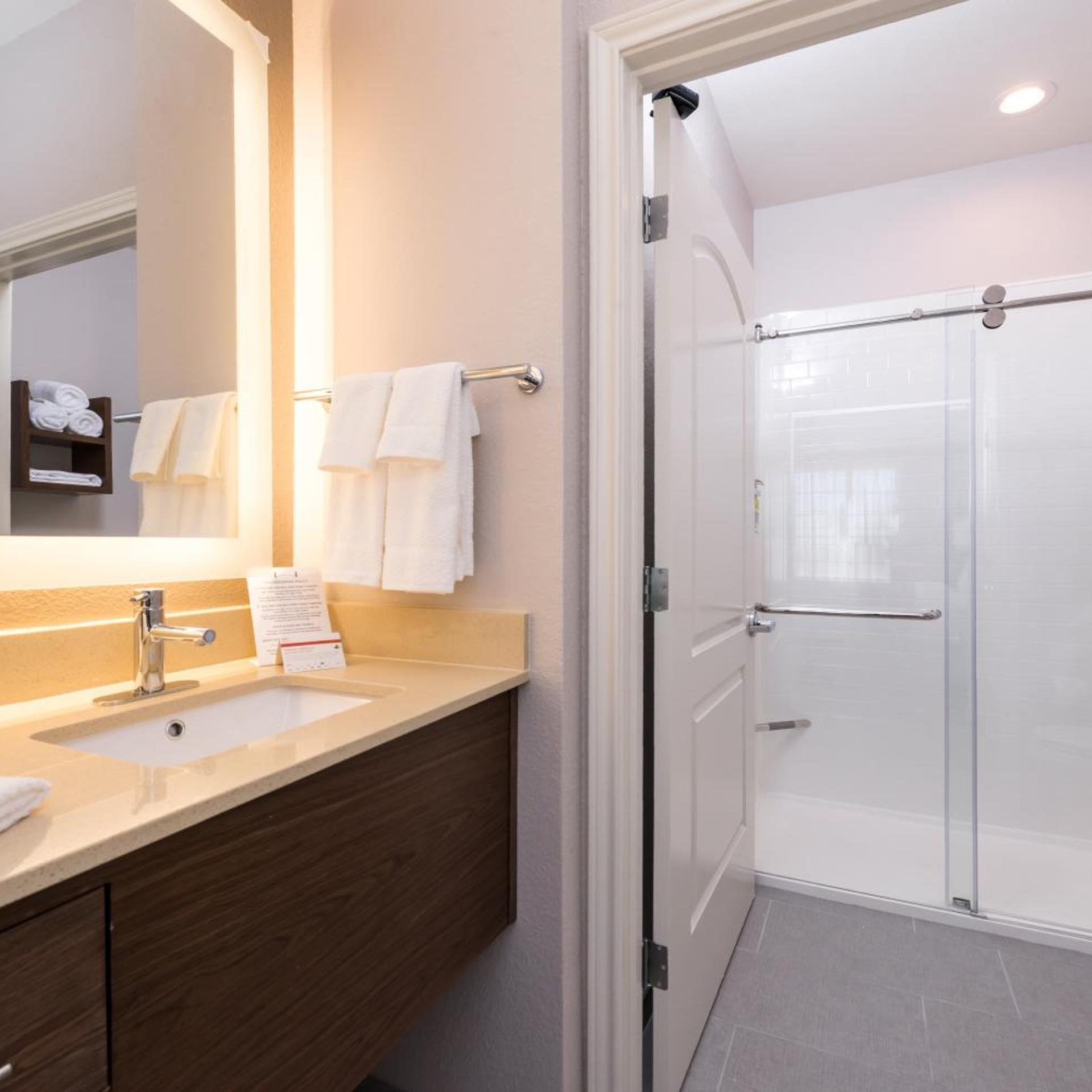 staybridge suites pecos an ihg hotel