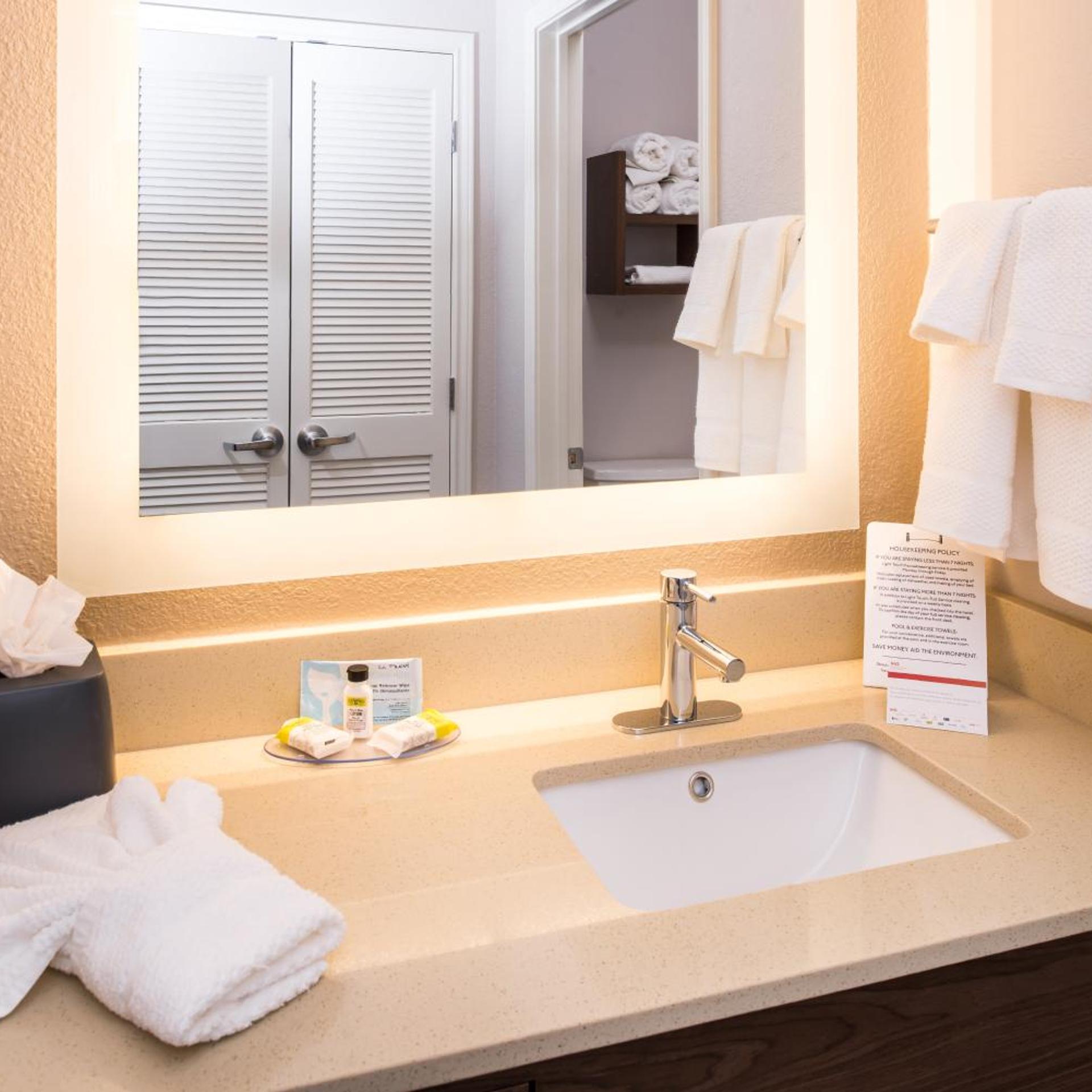 staybridge suites pecos an ihg hotel
