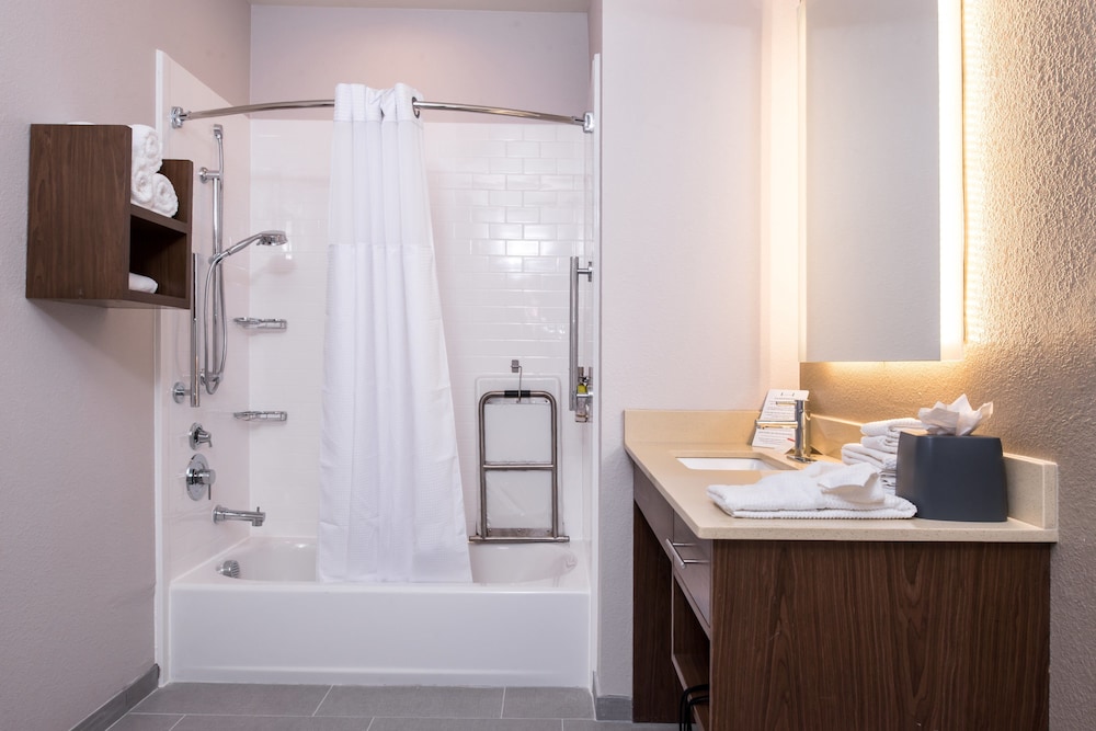 staybridge suites pecos an ihg hotel