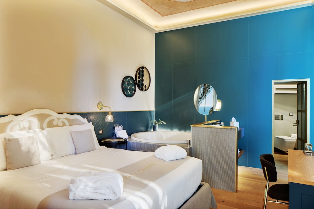 villa riviera resort