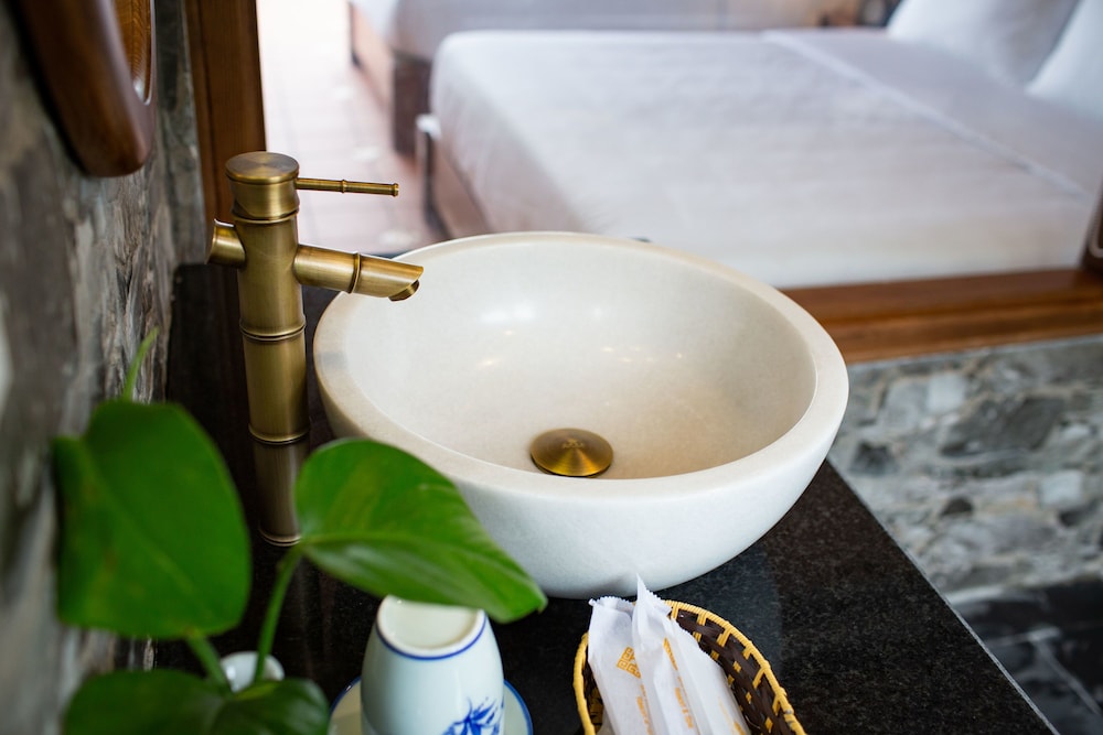 bai dinh garden resort and spa ninh binh