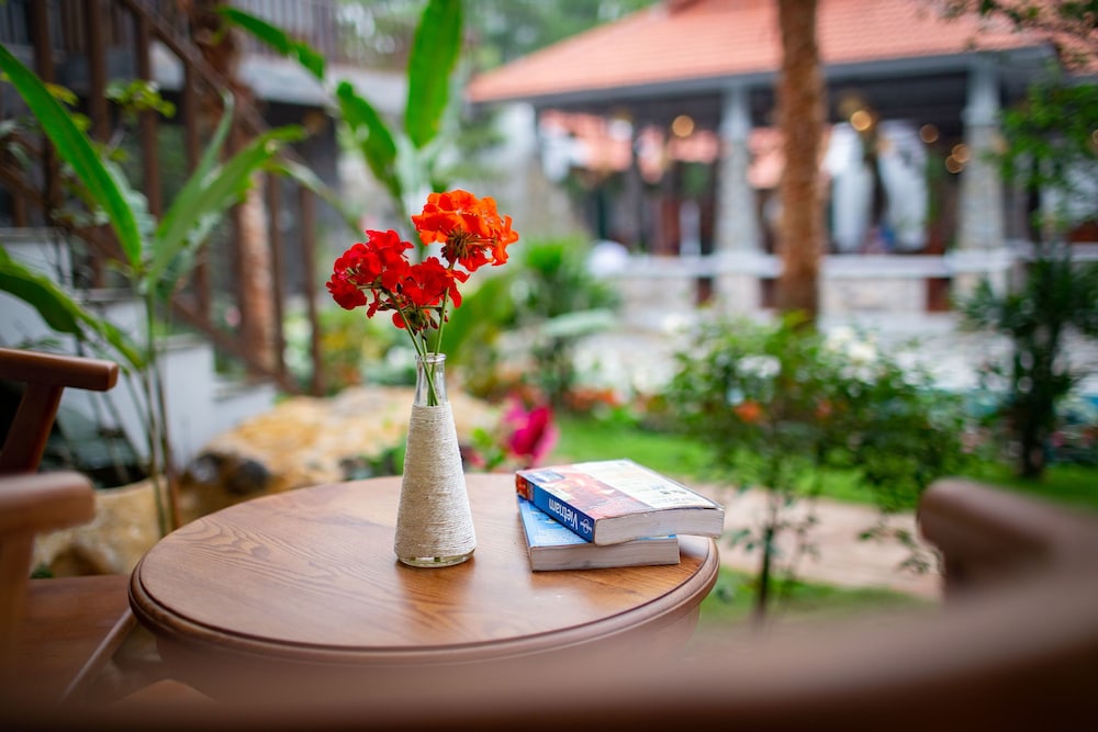 bai dinh garden resort and spa ninh binh