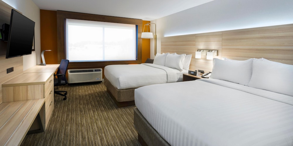 hol inn exp forest hill ft worth se