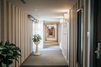 muzik hotel ximen station branch