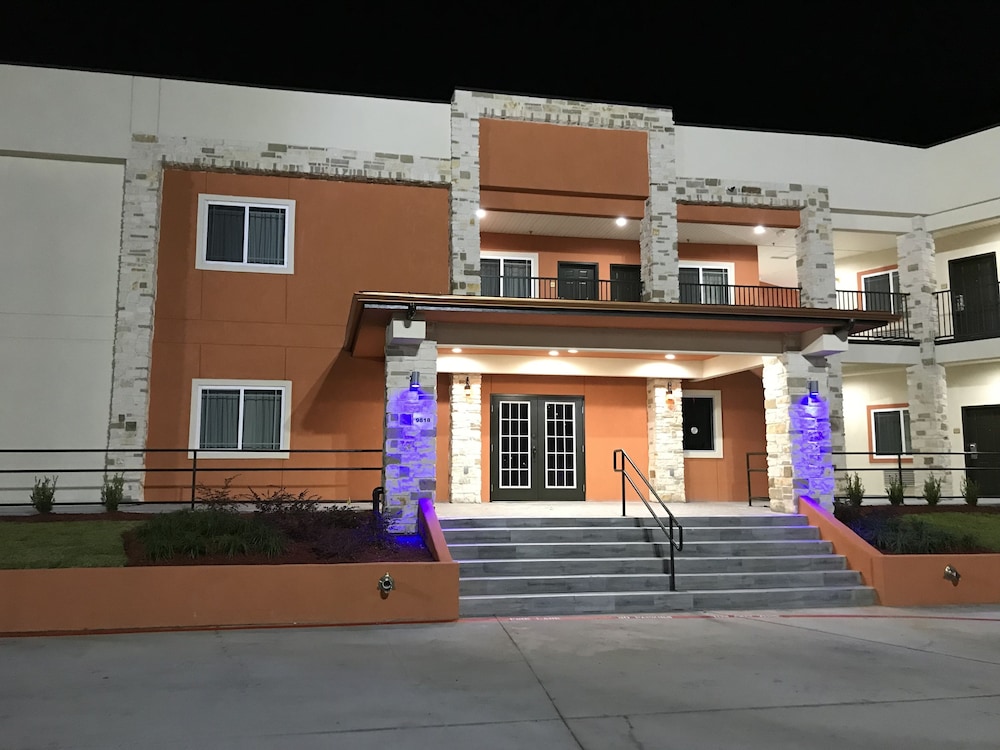 the residency suites