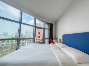 check inn taipei xinyi