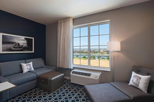 towneplace suites by marriott san diego airport liberty station
