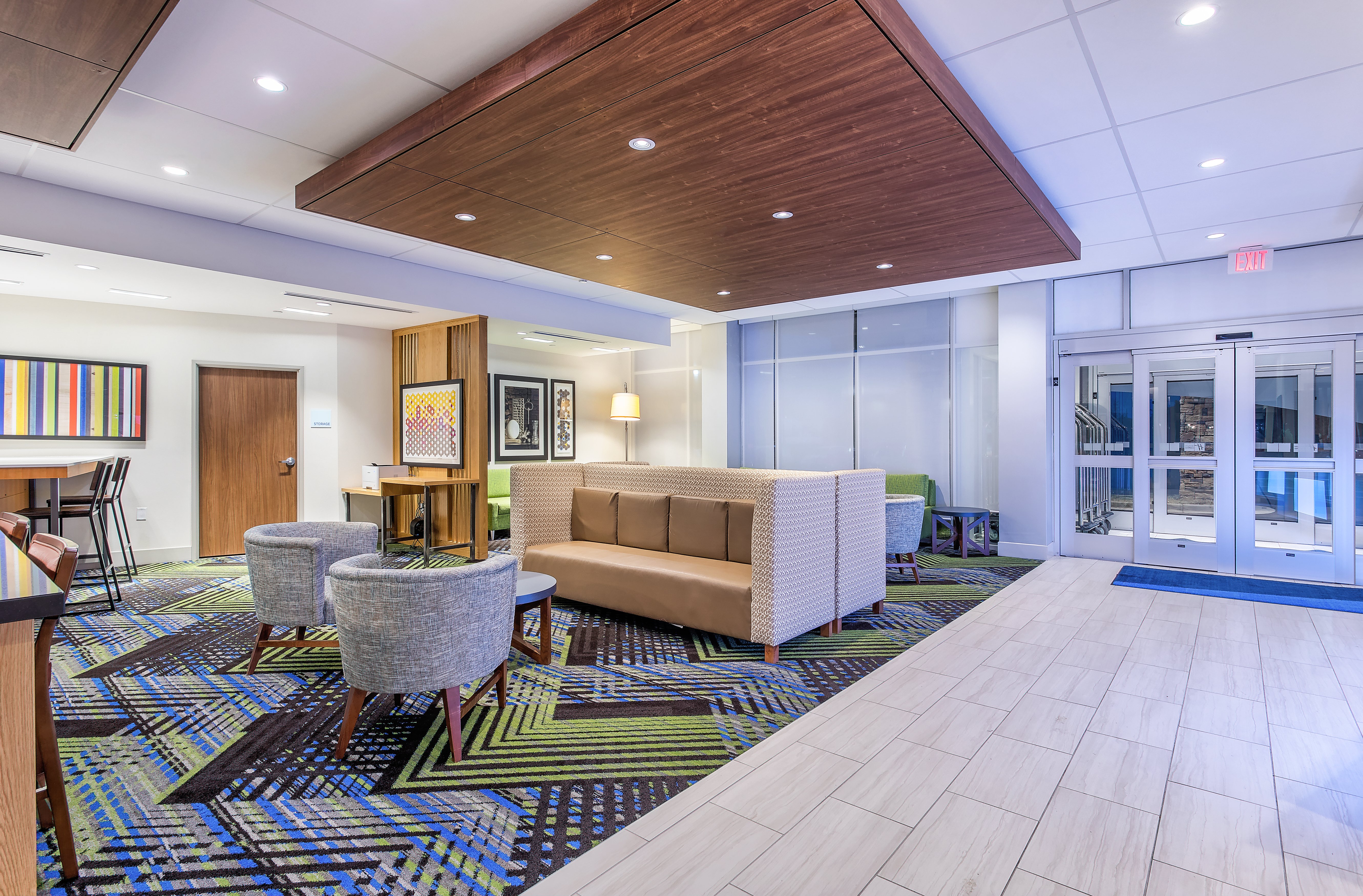 holiday inn express and suites la grange an ihg hotel