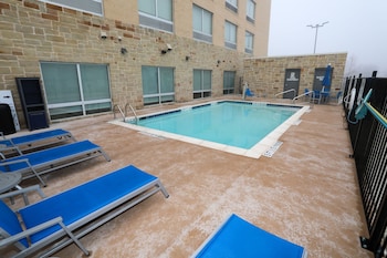 Holiday Inn Express And Suites Forney, An Ihg Hotel,Forney>>Dallas,2.5 star