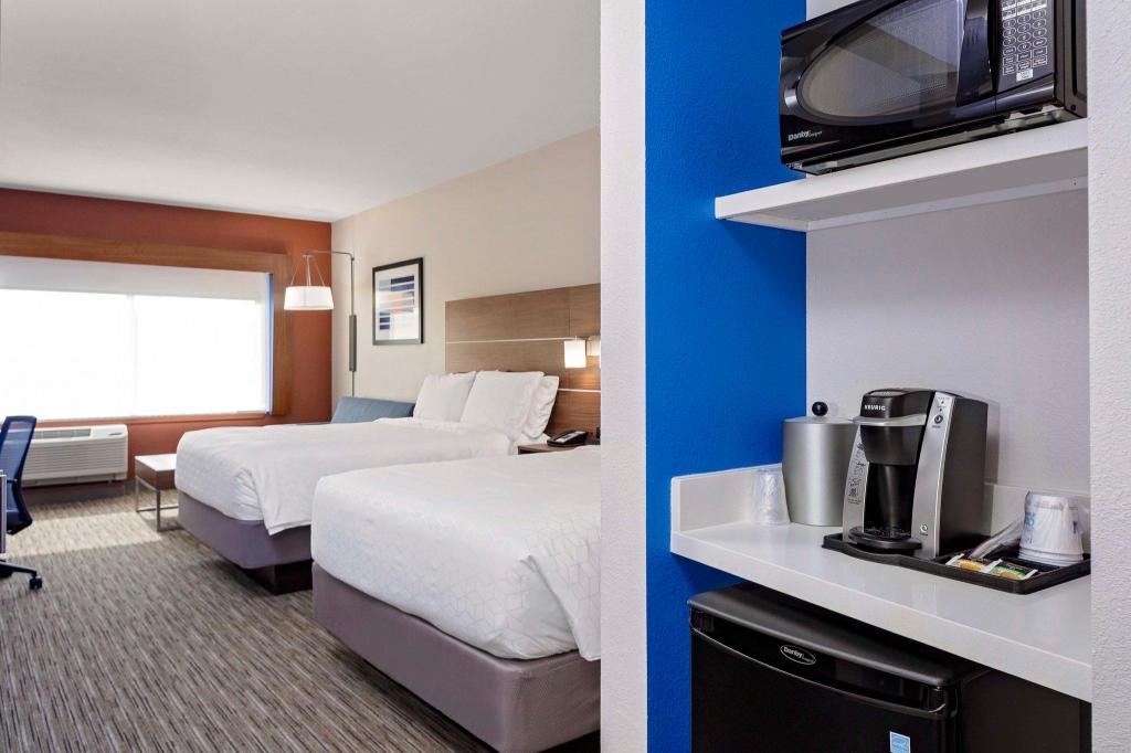 holiday inn express and suites madison an ihg hotel