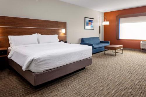 holiday inn express and suites madison an ihg hotel