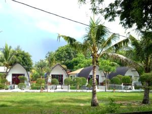 nusa indah bungalows