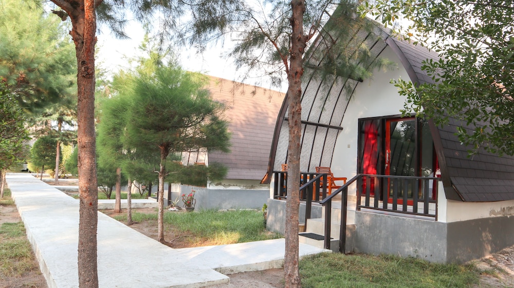 nusa indah bungalows