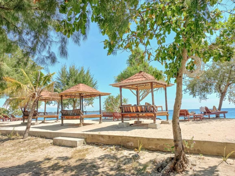 nusa indah bungalows