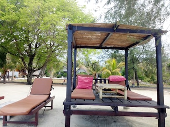 nusa indah bungalows