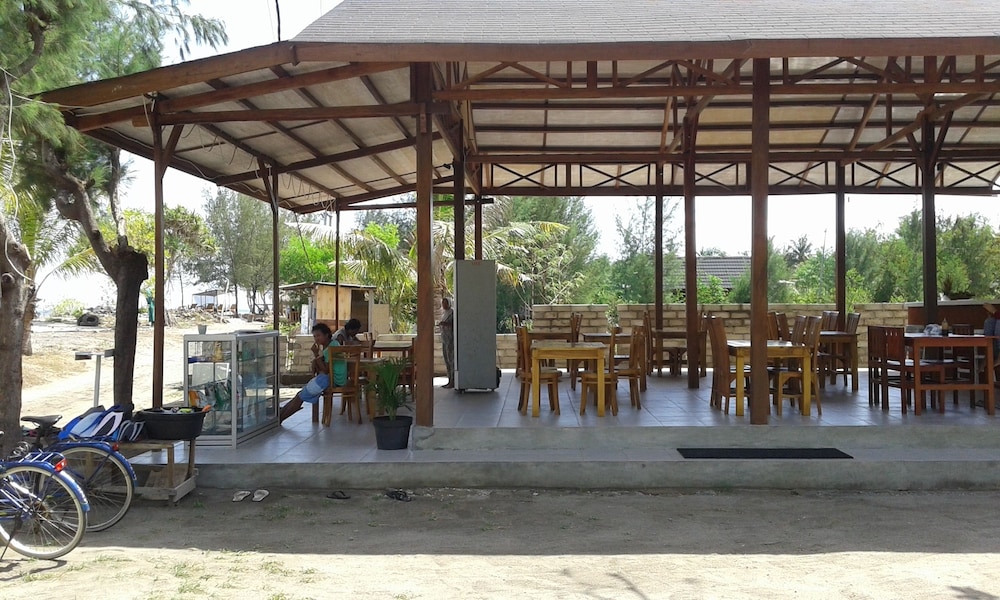 nusa indah bungalows