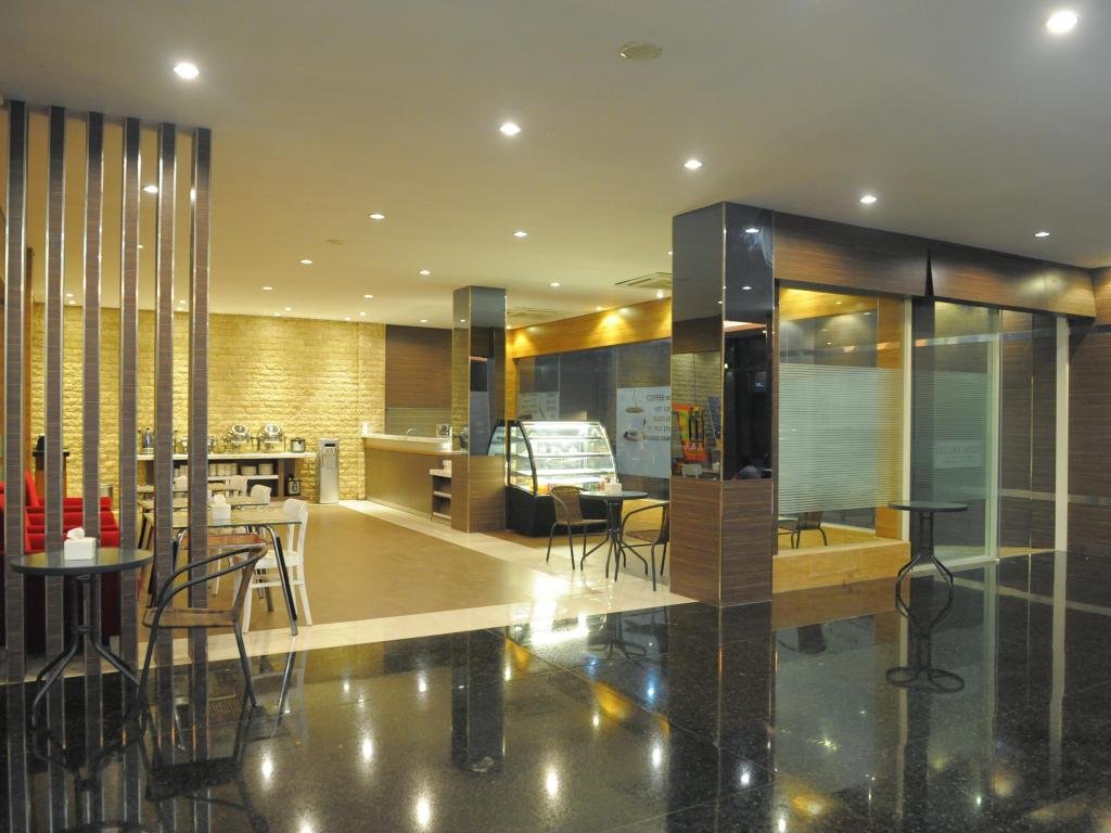 sylvia hotel budget