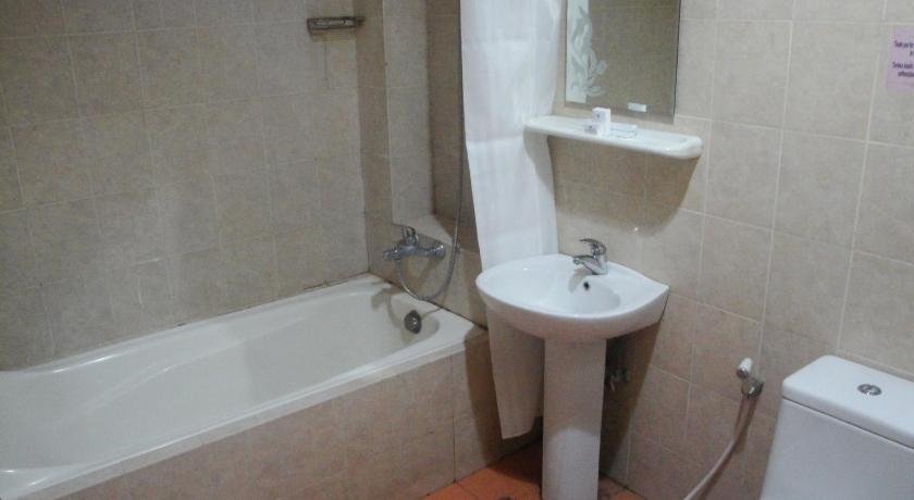 sylvia hotel budget