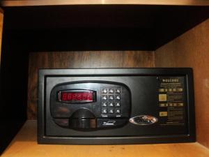 sylvia hotel budget