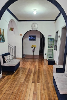 Hostal Casa Calama Inn,,3 star