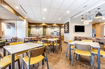 fairfield inn and suites by marriott dallas arlington south